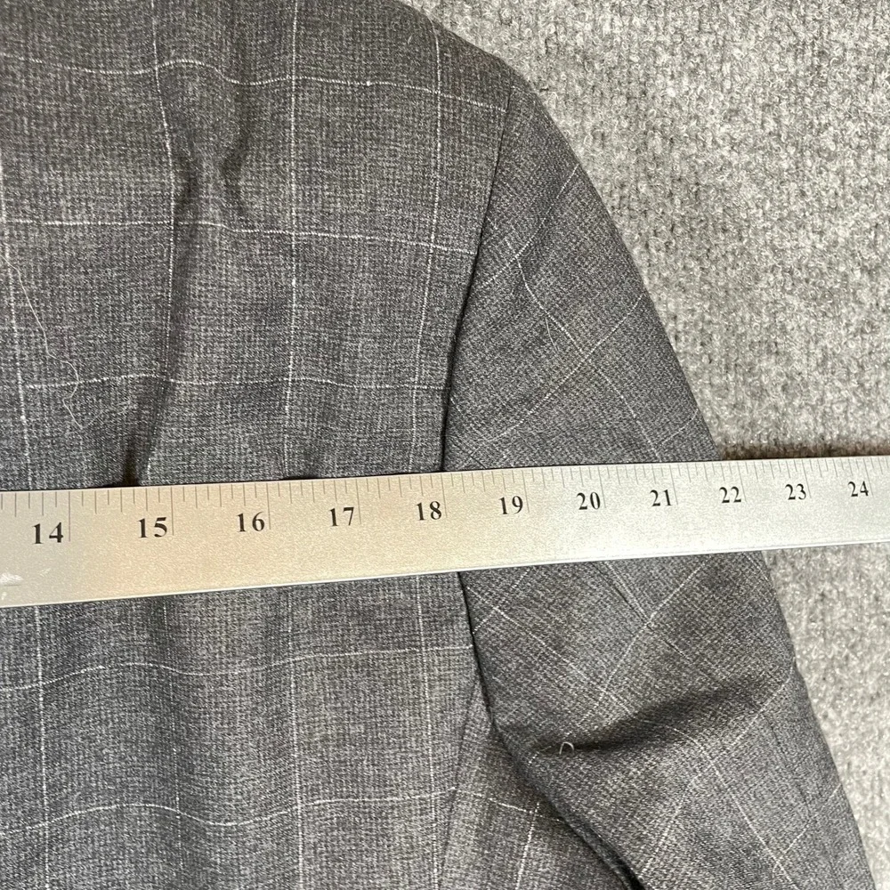Hugo Boss Blazer Mens 46L Grey Windowpane Wool Sport Coat Suit Jacket Business